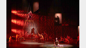 원작이 가진 서사의 힘 - 감동적 넘버, 큰 울림 선사