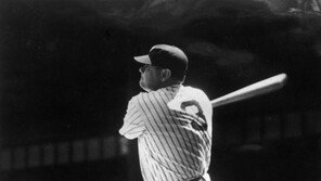 [김종건의 아날로그 스포츠] 베이브 루스의 건망증과 사인