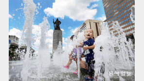 31일도 찜통더위… 서울 38도 절정