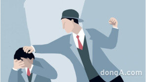 “전 남친 왜 만나” 담뱃불로 지지고 알몸 사진 찍은 여고생들