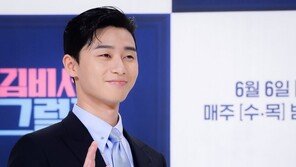 박서준, 유니폼 등번호 ‘34’는 박민영 생일? “짜깁기…에이스 선수 번호일 뿐”