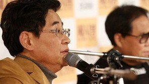 [연예뉴스 HOT5] ‘쎄시봉’ 윤형주, 42억원 횡령 혐의