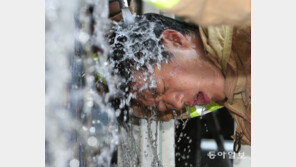 [청계천 옆 사진관]폭염과 싸우는 소방관 후보생들