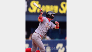 트레이드 성공 사례 노수광, 강승호의 좋은 본보기