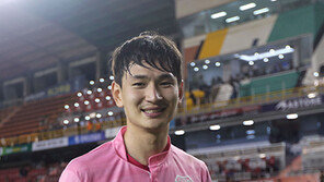 [사커피플] ‘AG 탈락’에도 동료들 응원하는 포항 GK 강현무