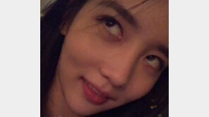 “내가 워마드” 한서희, 또 쇼핑몰 홍보…“블랙 원피스 소량 입고”