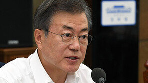 문 대통령, 印尼 롬복섬 강진 피해에…“하루속히 피해 복구되길”