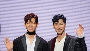 동방신기, OST와 예능으로 日 안방 공략