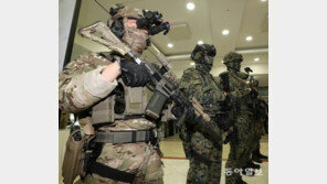 총 처음 만져본 50대 여성도 백발백중…놀라운 ‘워리어 플랫폼’ 효과