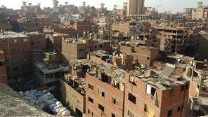 마을 전체가 거대한 쓰레기봉투…쓰레기로 먹고 사는 사람들