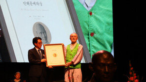  제22회 만해대상 시상식 12일 개최… 문예대상에 브루스 풀턴 교수 