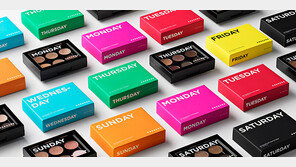 [단신]“요일별로 다른 화장 해보세요”… 아리따움 ‘위클리 아이팔레트’