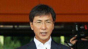 민주당 측 “안희정 1심 무죄, 복당 사유 안돼” 언급 자제