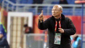 ‘박항서 매직’ 베트남, 일본과 조별리그 최종전…한국과 16강서 만날까