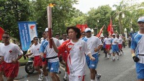 [아시안게임] 개막식 성화 최종 점화자, 인도네시아 스포츠 영웅 수지 수산티