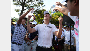 운동선수 DNA 물려받은 김태훈, 1015일 만에 웃었다