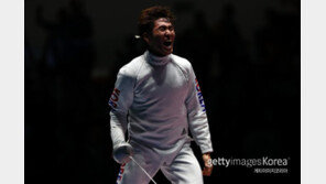 ‘박상영 투혼에도’ 노골드로 출발, ‘펜싱 코리아’의 험난한 여정