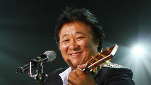 [연예뉴스 HOT5] 이주호 부자 ‘우물선물 콘서트’ 참가