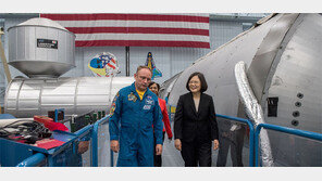차이잉원, 이번엔 NASA 방문… 中 강력 반발