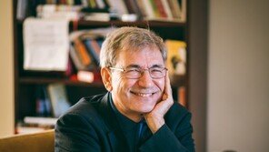 노벨문학상 수상자 오르한 파묵, ‘글쓰기란 무엇이냐’란 질문에…