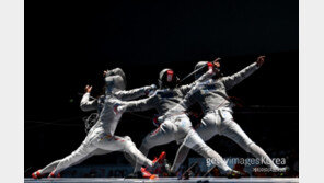 [아시안게임] 펜싱 여자 사브르, 중국 꺾고 금메달 ‘AG 2연패’