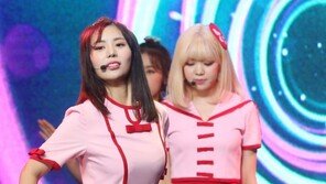 [동아포토]샤샤 완린, 열정적인 무대