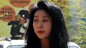 김부선 “이젠 민주당 지지 철회, 정권 바뀌면 좋은세상 올거란 생각 환상”