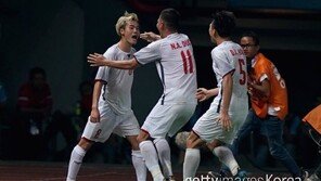 [AG] 베트남, 축구 첫 4강 진출에 온 나라 ‘열광의 도가니’