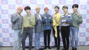 [연예뉴스 HOT5] 방탄소년단, 2개 앨범 14주간 빌보드 등재