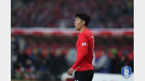 英 BBC “손흥민, 토트넘 남을지 집으로 갈지 알 수 없어”…박주영 사례도 언급