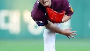 [한국 일본 야구] 최원태, 2이닝 무실점에도 조기 강판…팔꿈치 통증 탓