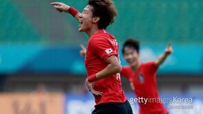 [AG] 최용수 위원, 황의조 극찬… “한국 축구의 훌륭한 발견”