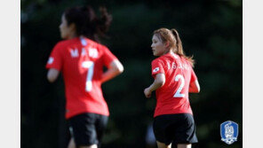 [동메달 결정전] 한국, 대만에 2-0 앞서…이민아, 종횡무진 활약