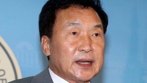 손학규 바른미래 신임 당대표 “제왕적 대통령·승자독식 양당제 괴물 물리칠 것”