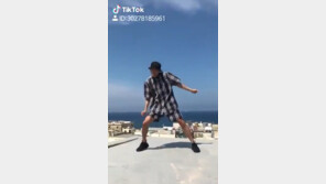 빌 게이츠, 드레이크, 방탄소년단까지? SNS 달구는 '챌린지' 놀이