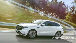 벤츠가 그린 미래… EQ 브랜드 첫 전기차 ‘EQC’ 공개