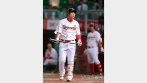 ‘17G 침묵’ 최정, SK의 깊어지는 고민