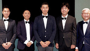 서경배 회장 사재 3000억 털어… 20년간 과학자 100명 키운다