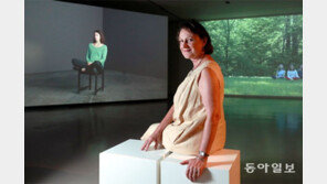 디렉터 카트린 츠키니스 “독창성-예술성 외 작가의 인성도 중요한 수상 기준”