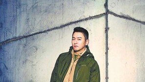 도심 속 자연과 어우러진 ‘어반 아웃도어룩’ 선보여