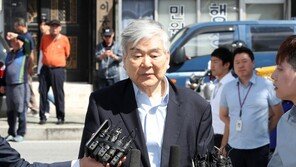 ‘횡령·배임’ 의혹 조양호 검찰 출석 “성실히 조사받겠다”