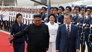 남북정상 백두산 방문도 ‘부부동반’…“리설주 동행”