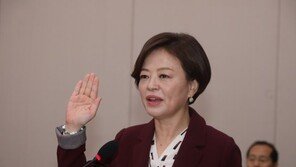 진선미 “젊은시절 지하철 성폭력 피해경험…혜화역 시위, 공포·차별 알린 것”