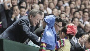 CNN ﻿“文대통령, 김정은-트럼프 직접 대화가 열쇠라 생각”