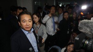 심재철 “정부 부적절 예산 사용 발견…막으려고 檢 압수수색”