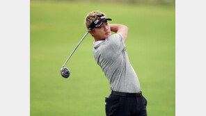 이태희, 휴온스 셀러브리티 프로암 이틀 연속 선두