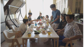 동생과 생일파티 하게 된 강찬, 관심 못받자 눈물이…