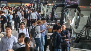 만취 상태로 귀성객들 탄 고속버스 400km 무면허 운전 50대 검거