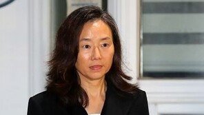 ‘석방’ 조윤선, 2주 뒤 또 ‘구속 갈림길’…화이트리스트 사건 선고
