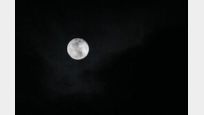 [날씨]24일 쾌청한 추석…“전국에서 보름달 보여요”